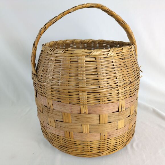 Vintage Large 16" Beehive Woven Rattan Sewing Basket with Top Handle, Yarn Split - Picture 1 of 6